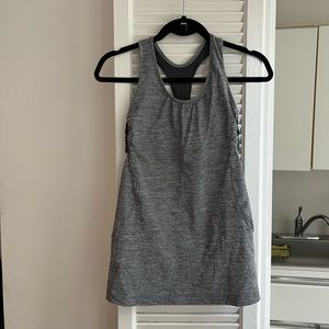 Lululemon tank with built in bra